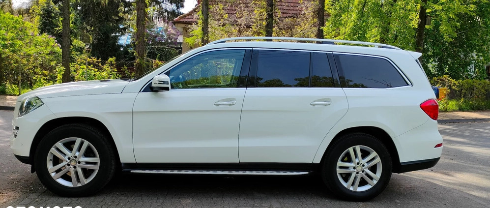 Mercedes-Benz GL cena 140000 przebieg: 117000, rok produkcji 2014 z Warszawa małe 106